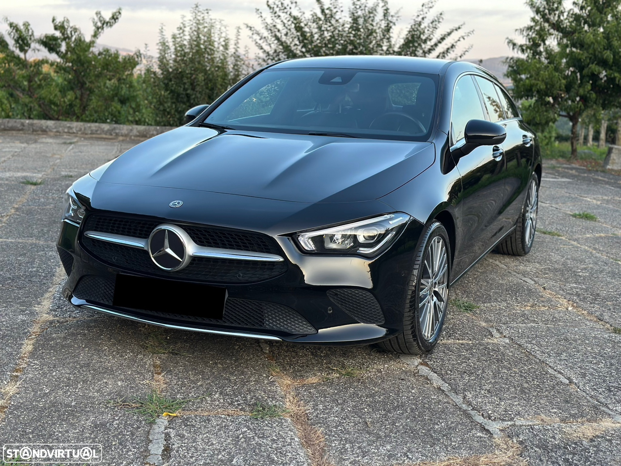 Mercedes-Benz CLA 180 d Shooting Brake 7G-DCT Progressive - 4