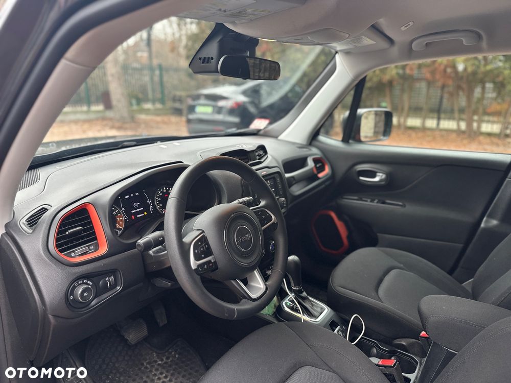 Jeep Renegade - 9