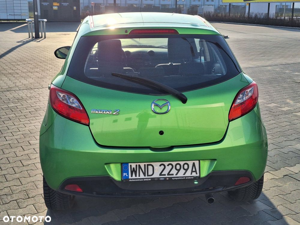Mazda 2 - 4