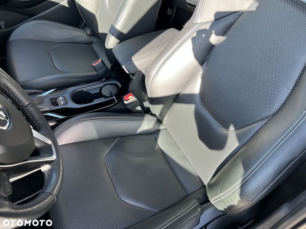 Toyota Corolla - 12