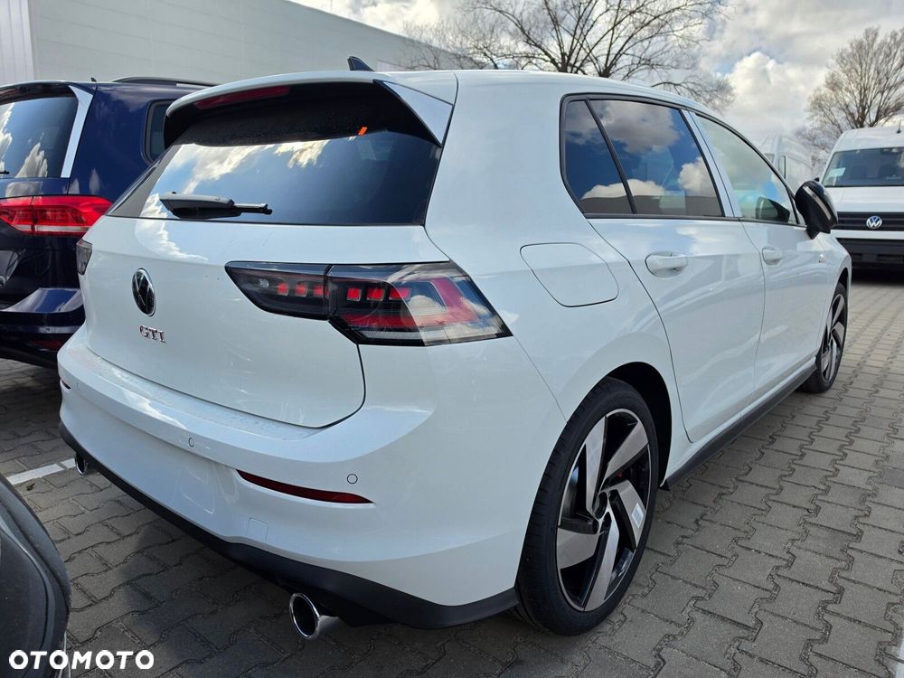 Volkswagen Golf 2.0 TSI GTI DSG - 9