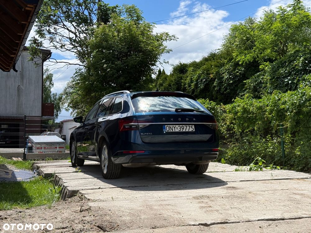 Skoda Superb 2.0 TSI Ambition DSG - 5