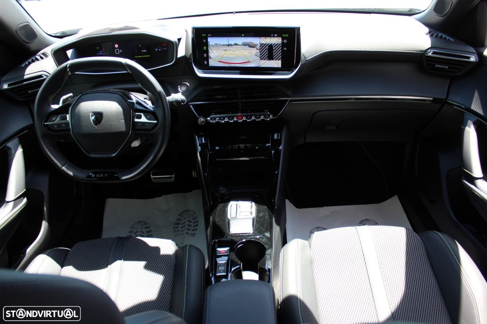 Peugeot 2008 1.2 PureTech GT EAT8 - 19