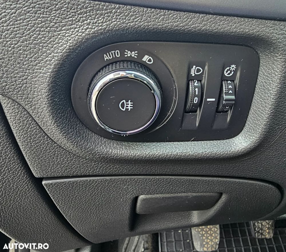 Opel Astra 1.6 CDTI Start/Stop Sports Tourer Active - 18