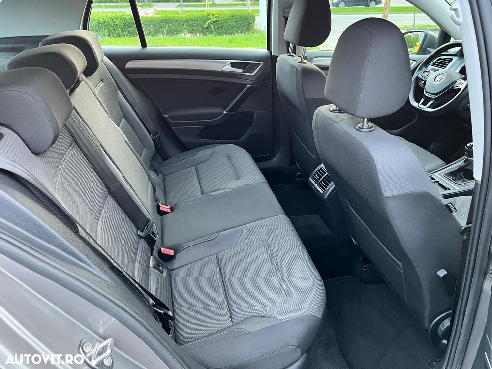 Volkswagen Golf 1.6 TDI (BlueMotion Technology) Comfortline - 8
