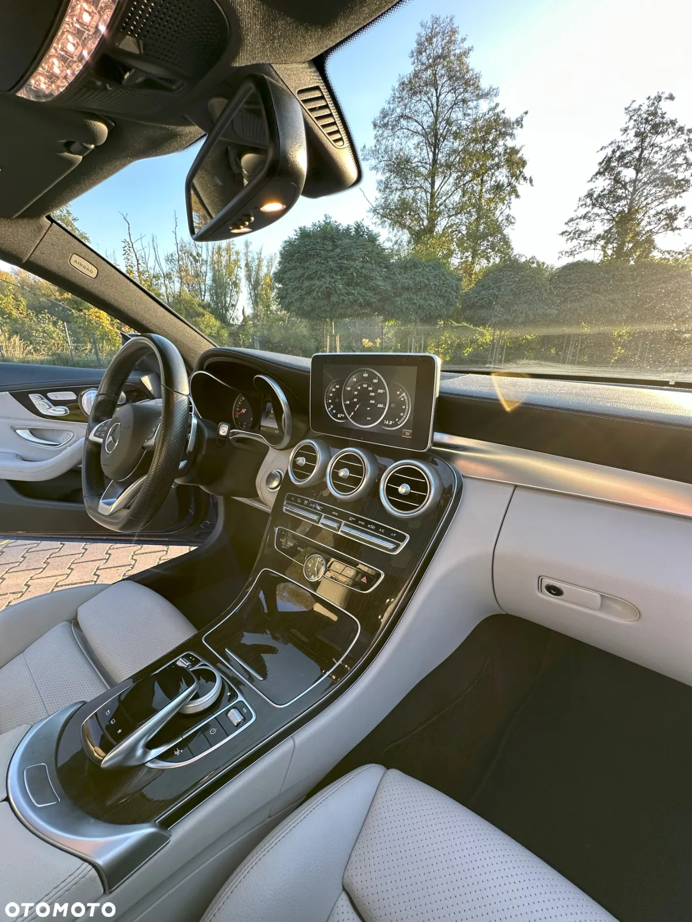 Mercedes-Benz Klasa C 300 Coupe 7G-TRONIC - 10