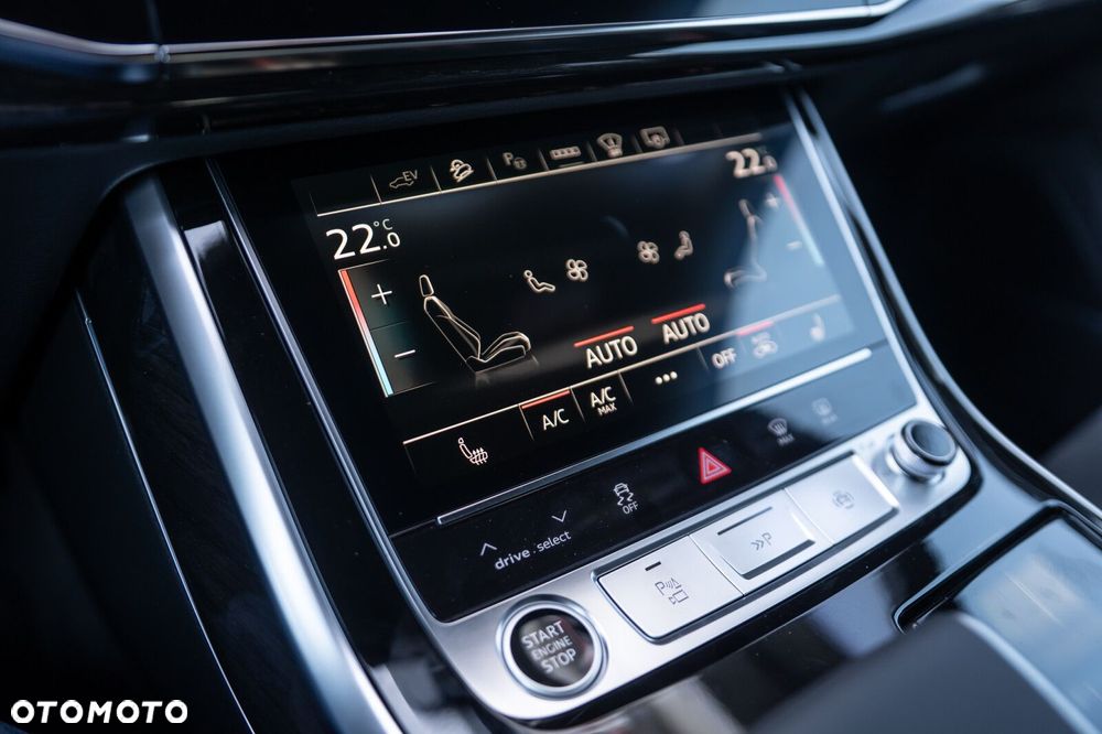 Audi Q7 60 TFSI e PHEV Quattro S Line Tiptr - 32