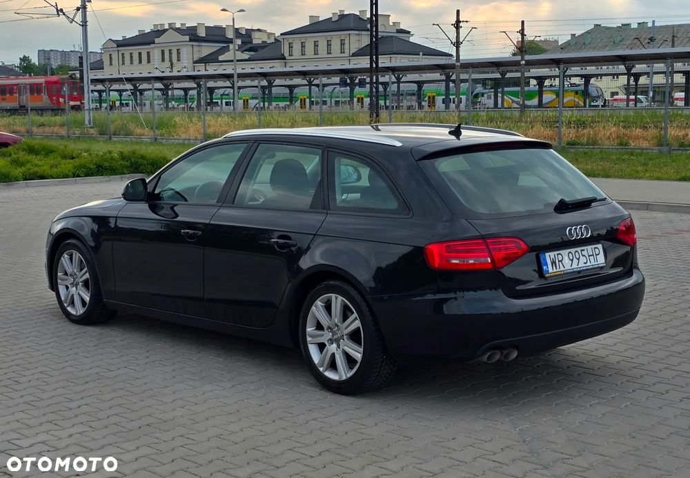 Audi A4 Avant - 6
