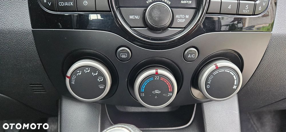 Mazda 2 - 16