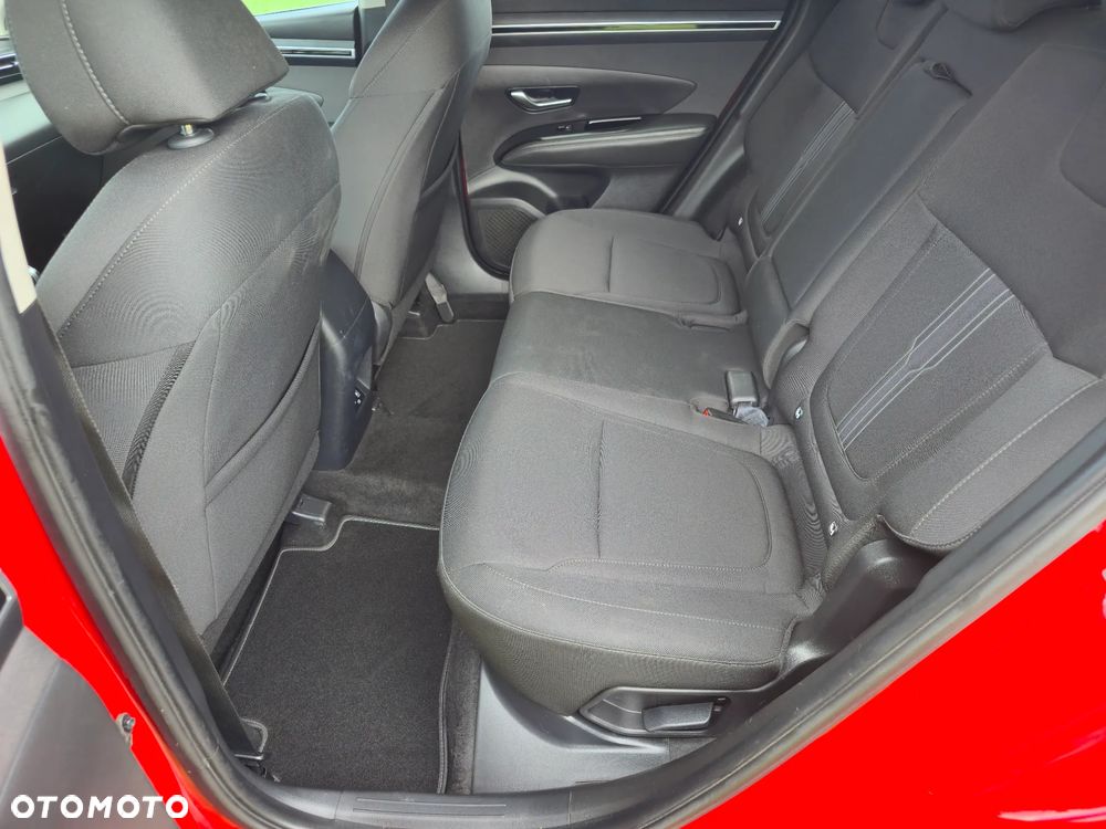 Hyundai Tucson 1.6 T-GDi 48V-Hybrid 2WD Trend - 29