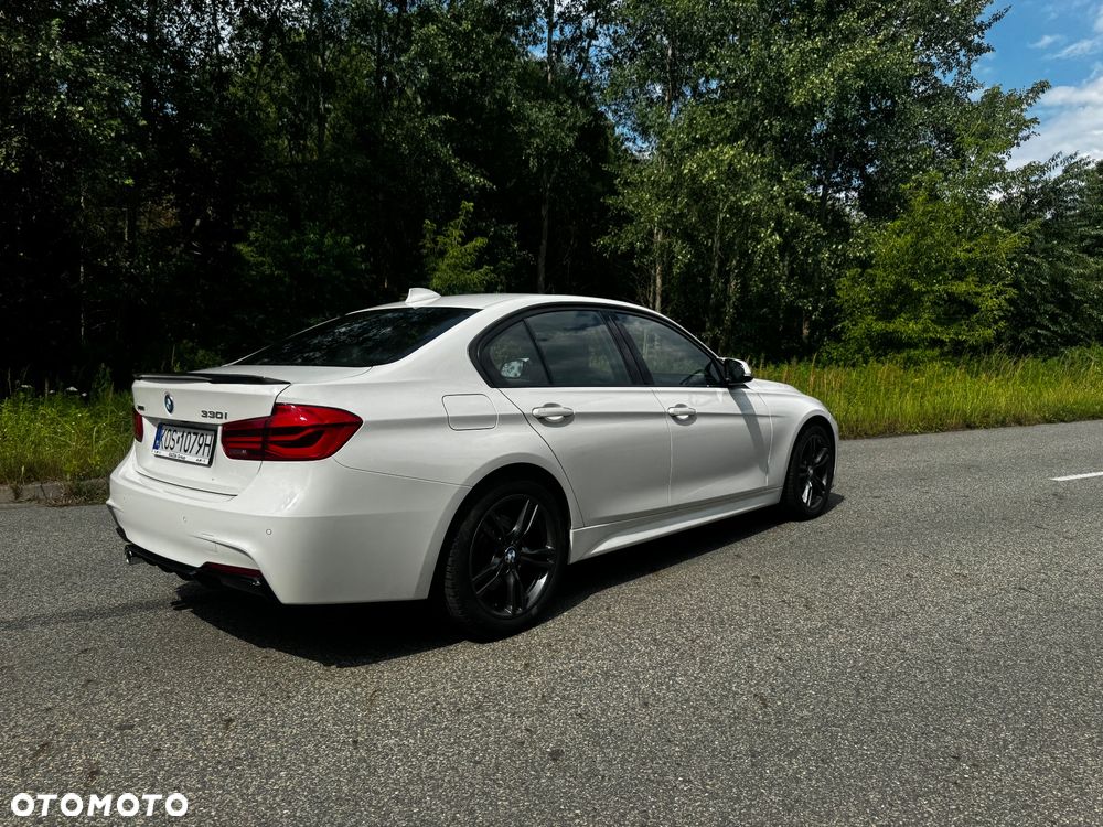 BMW Seria 3 330i GPF xDrive M Sport Shadow - 9
