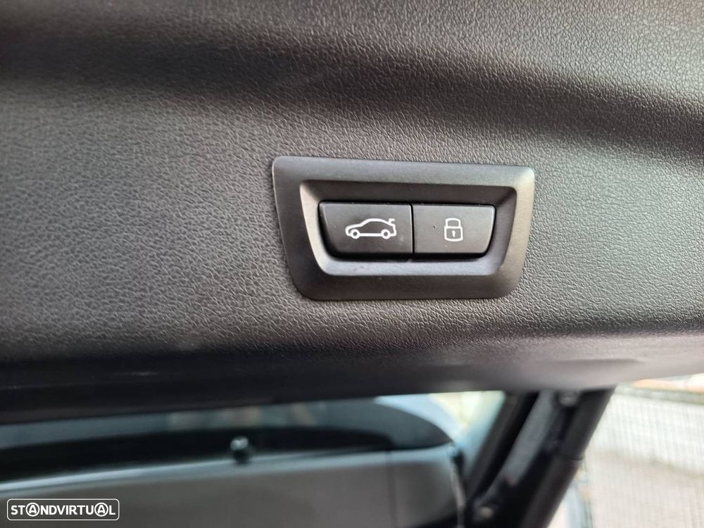 BMW iX1 xDrive30 - 15