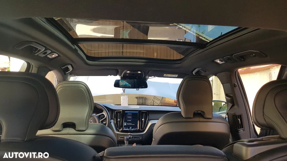 Volvo XC 60 D4 AWD R-Design - 9