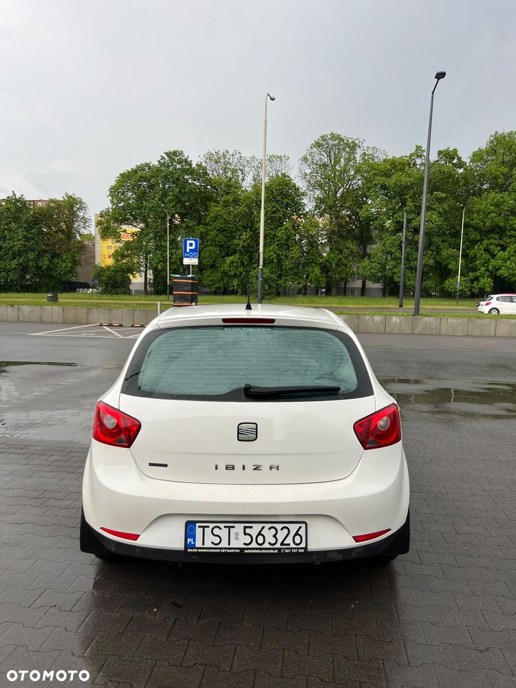 Seat Ibiza 1.6 16V Style DSG - 6