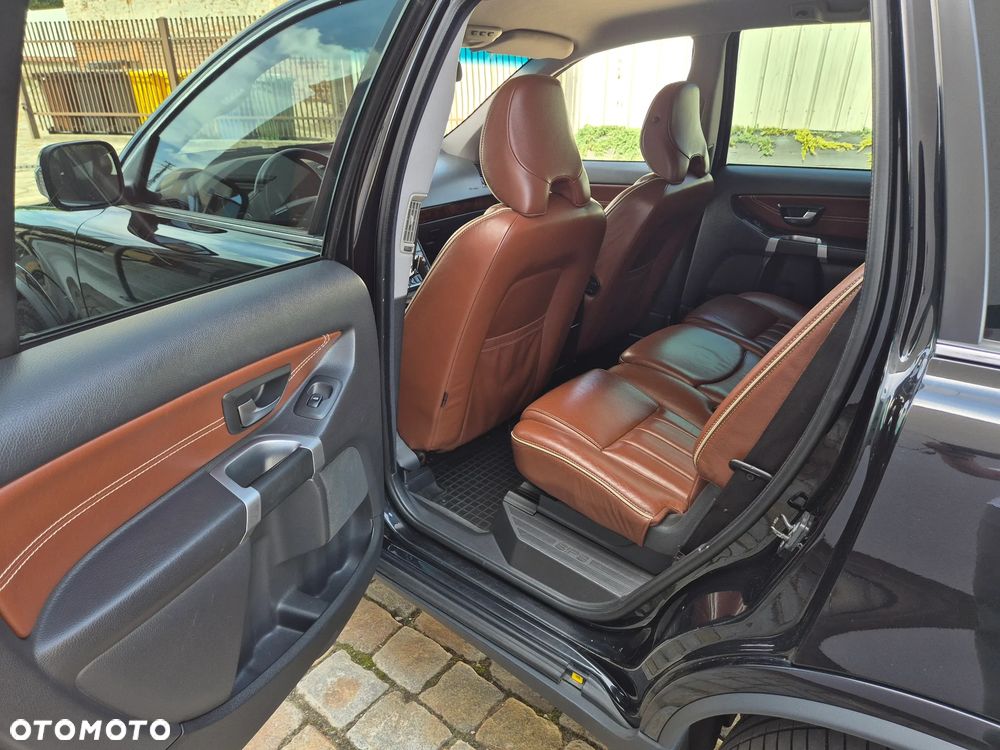 Volvo XC 90 D5 AWD Executive - 17