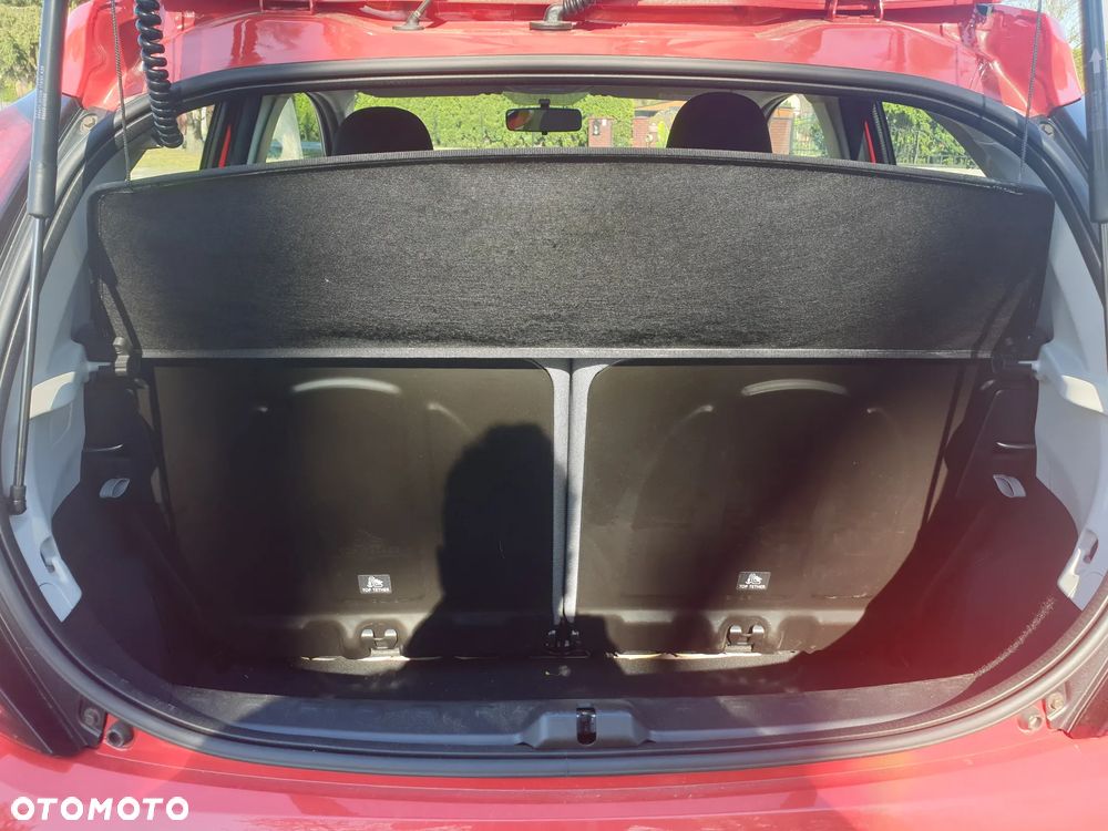 Toyota Aygo x-play - 11