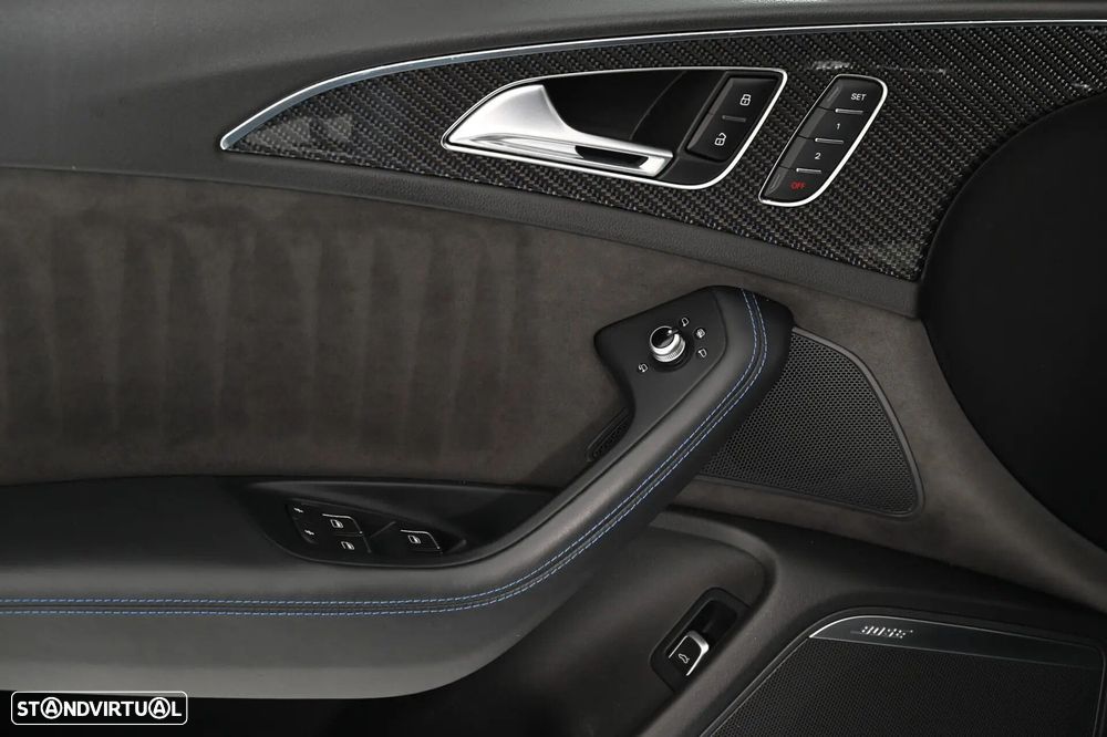 Audi RS6 Avant 4.0 TFSi Plus quattro Tiptronic - 28