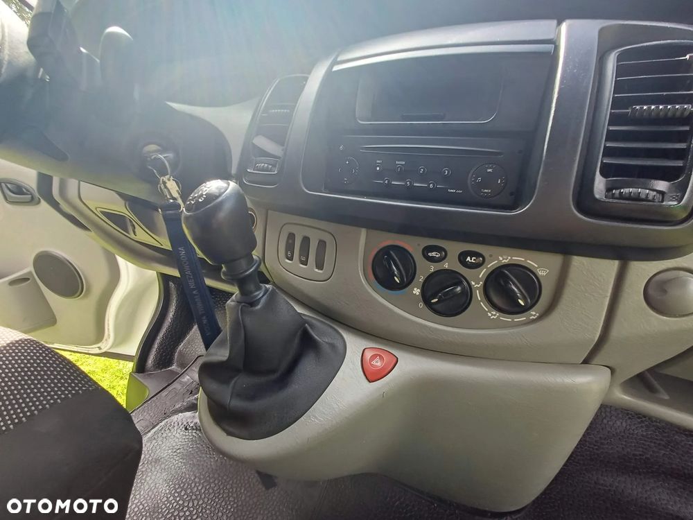 Renault Trafic L2H1 - 15