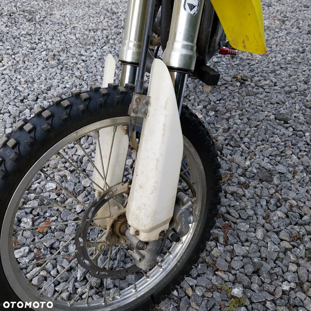 Suzuki RM - 9