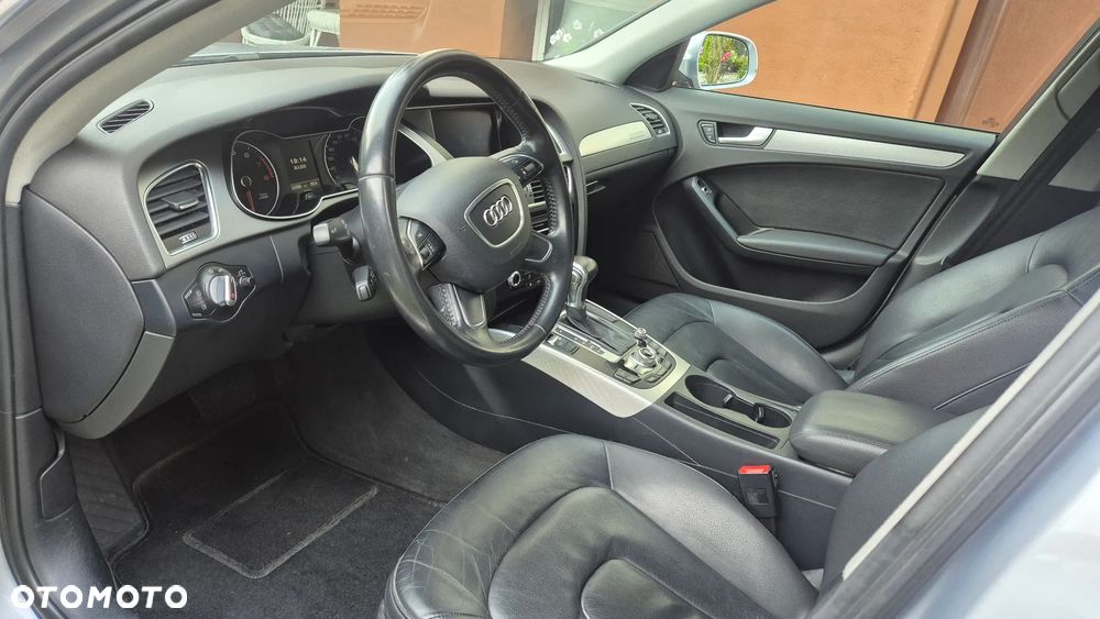 Audi A4 Limousine - 16