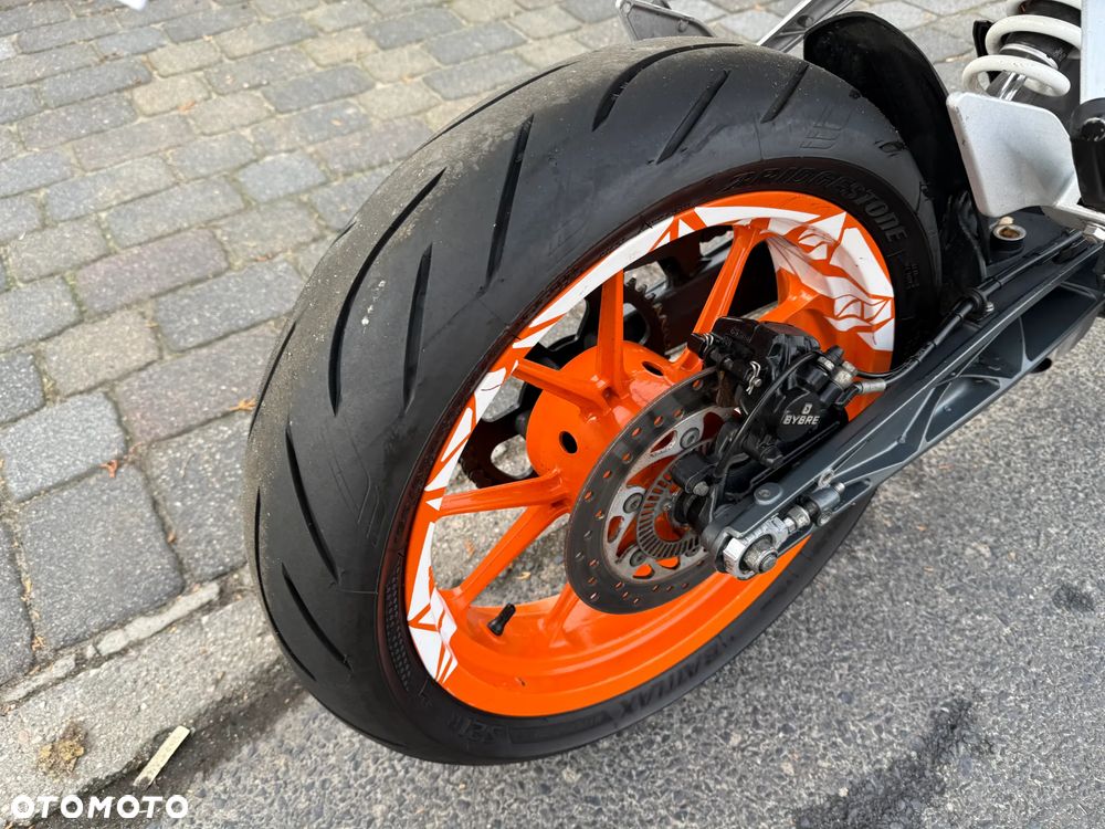 KTM Duke - 21