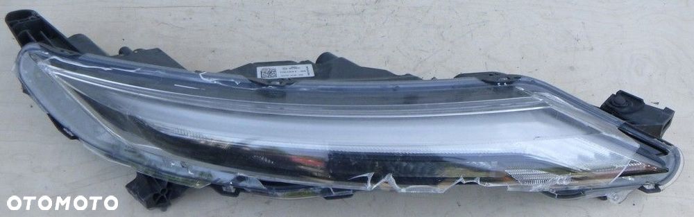 Nissan Juke Lampa Jazdy Dziennej Prawa 90170975