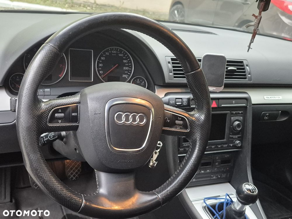 Audi A4 Avant 2003 photo 5