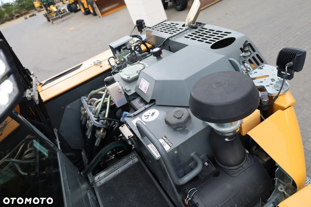 Liebherr A914 Compact Litronic - 38