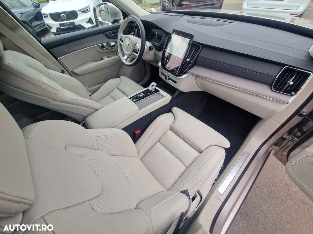 Volvo XC 90 B5 AWD MHEV Ultra Bright - 14