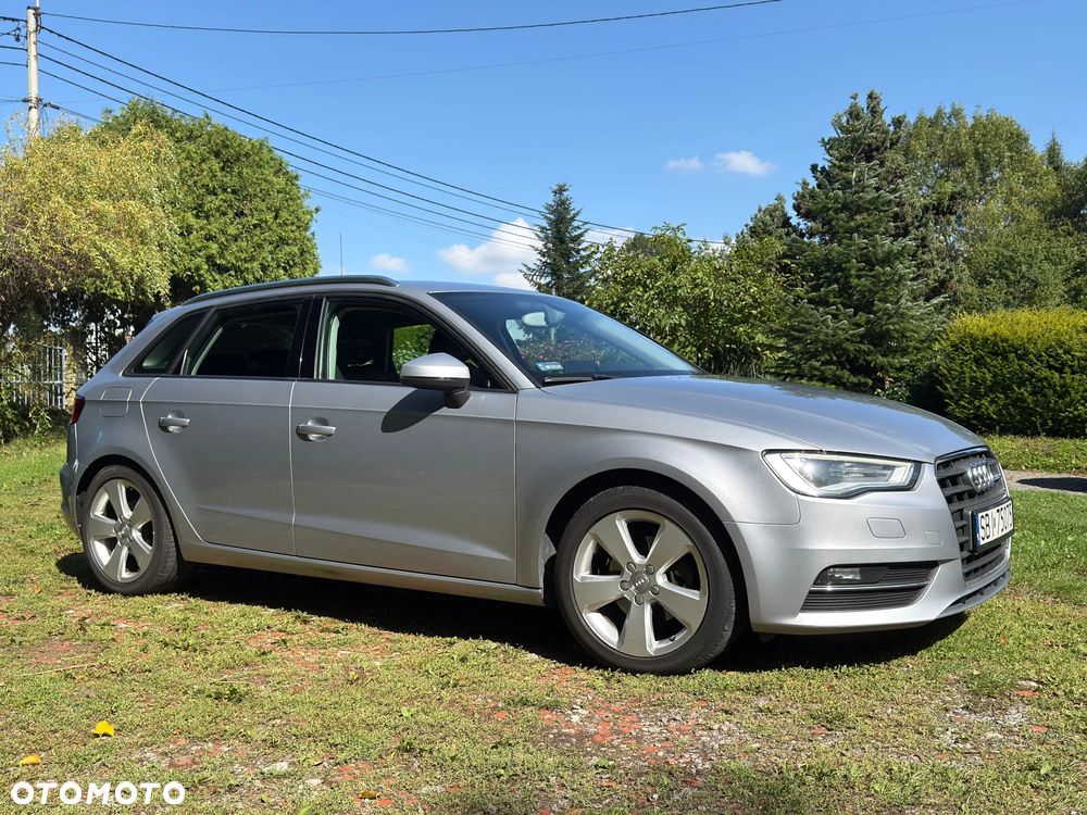 Audi A3 Sportback 2.0 TDI Ambiente S tronic - 3