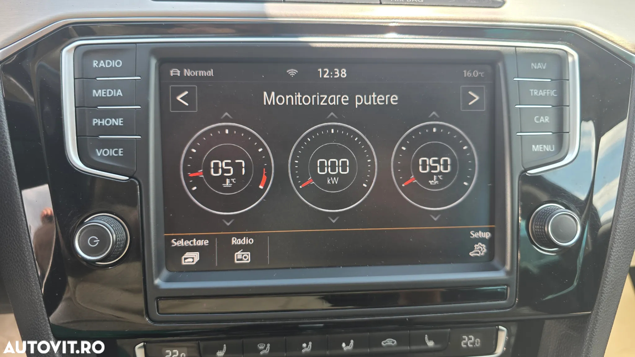 Volkswagen Passat - 13