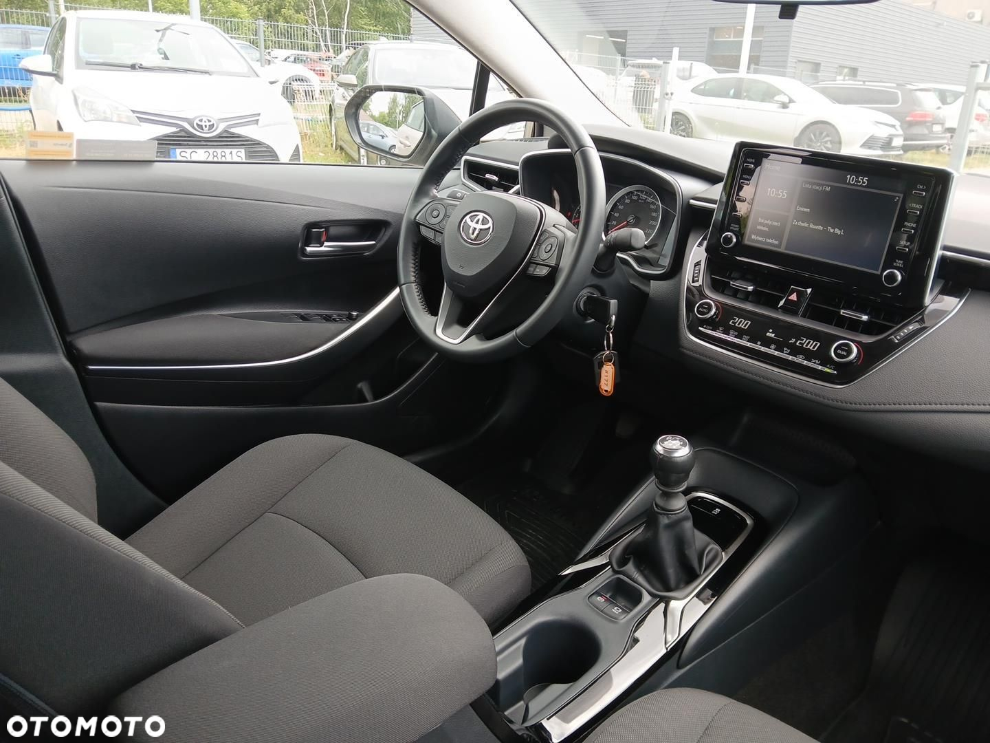 Toyota Corolla - 16