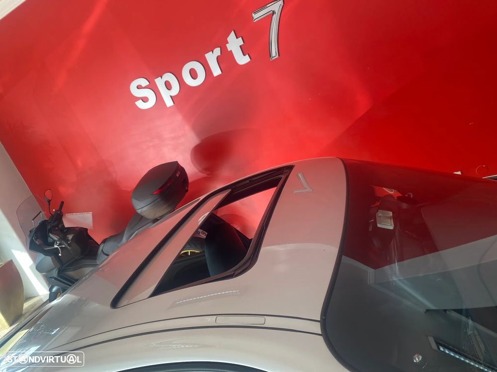 Porsche 911 Série F - 11