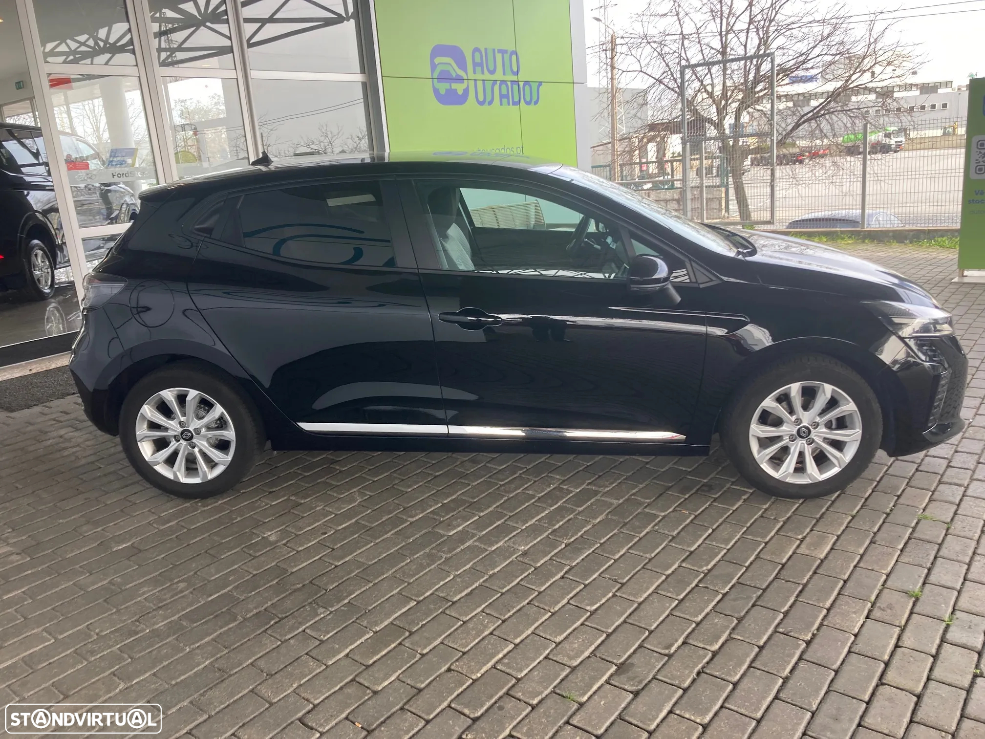 Renault Clio 1.0 TCe Evolution - 3