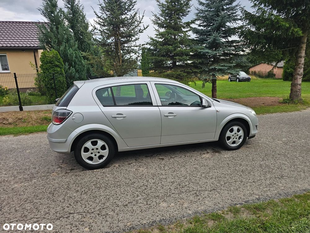 Opel Astra 1.6 ecoFLEX Start/Stop - 29