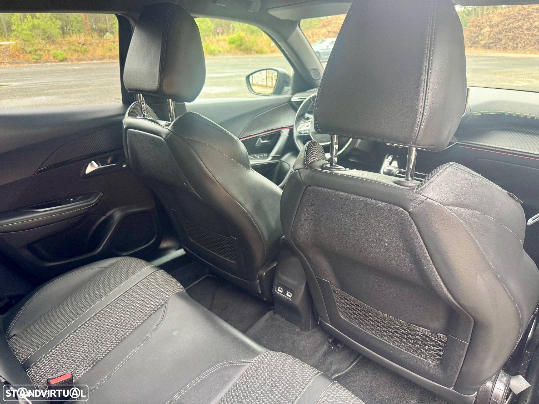 Peugeot 2008 1.2 PureTech GT Line - 14