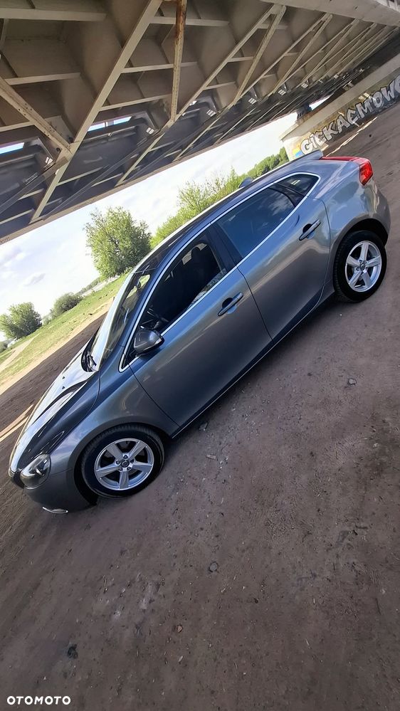 Volvo V40 D4 Kinetic - 10