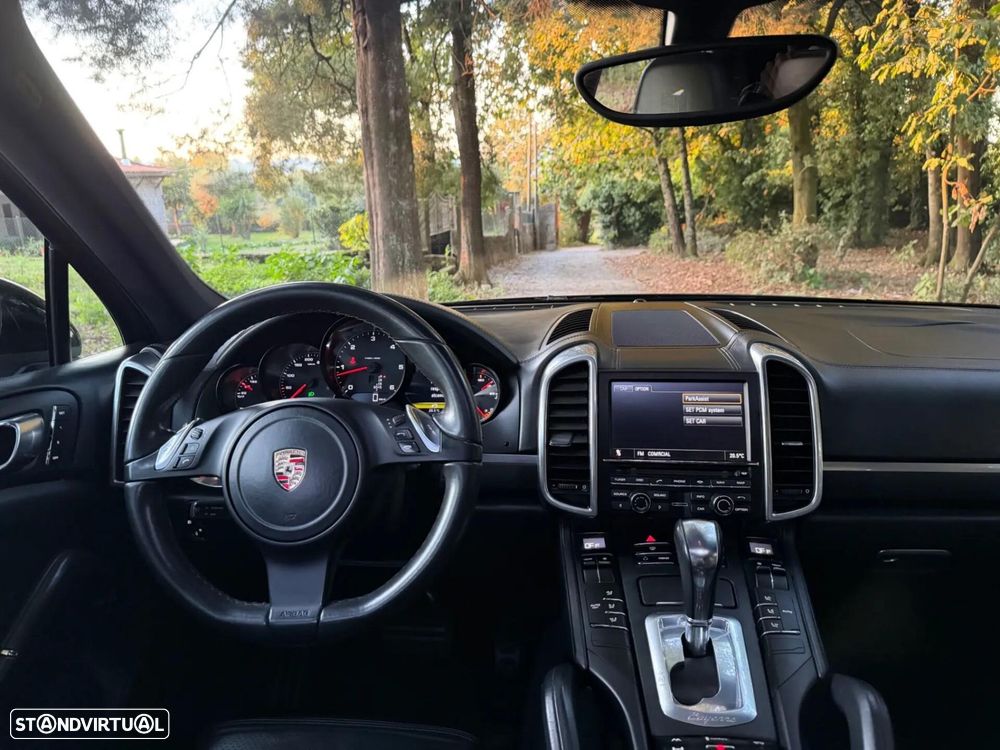 Porsche Cayenne Platinum Edition - 13