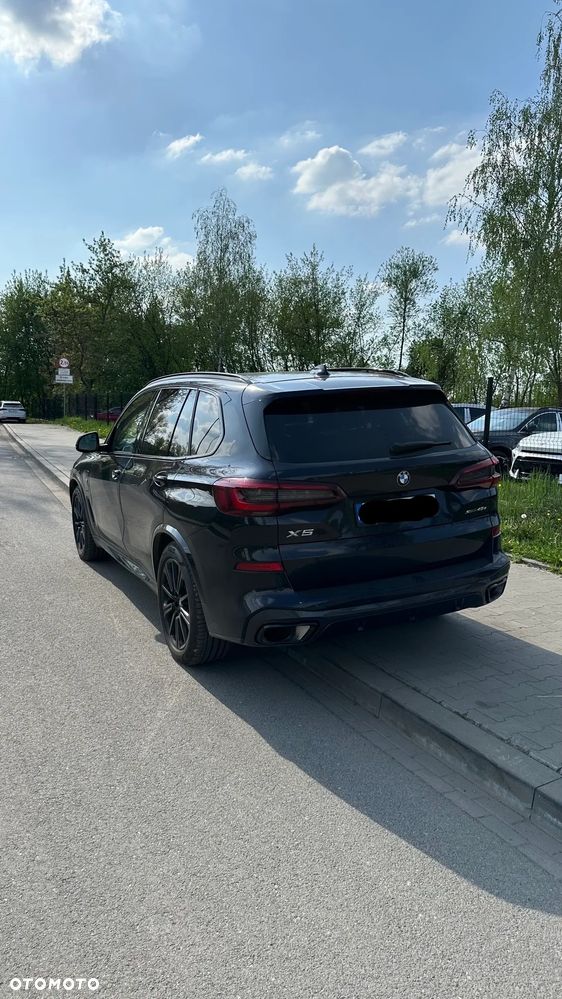 BMW X5 xDrive45e - 2