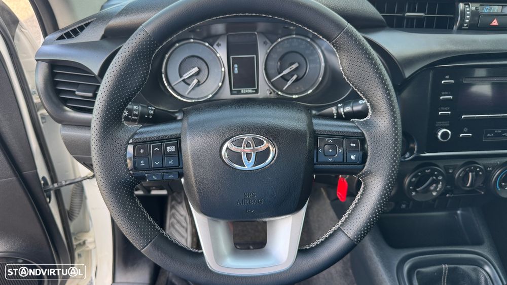 Toyota Hilux 2.4 D-4D 4X4 cabine extra - 6