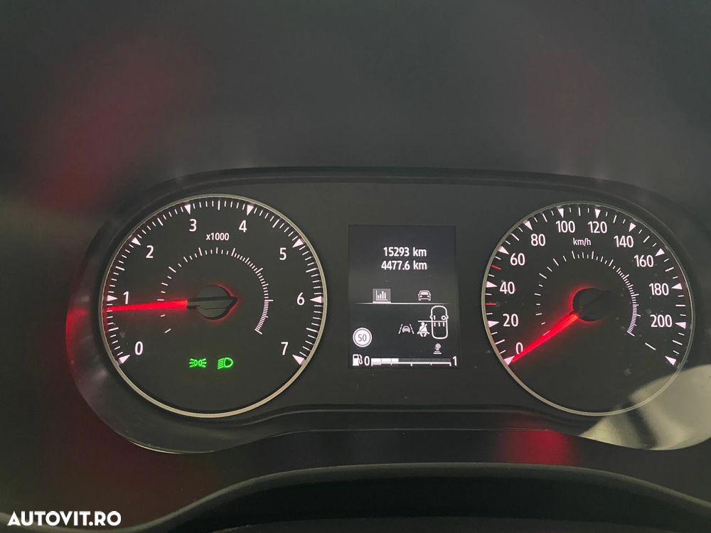 Dacia Logan TCe 90 MT5 Expression - 13