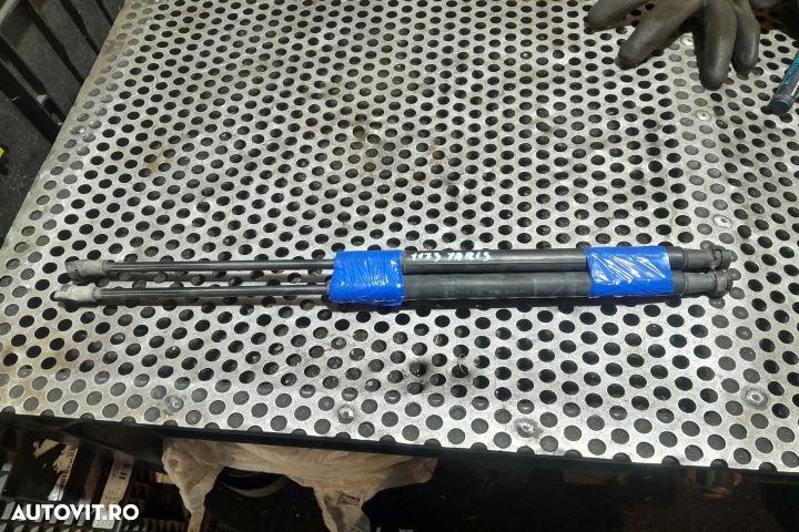 SET AMORTIZOARE 68960-0W620 68960-0W620 Toyota Yaris XP130 [2011 - 20 - 1