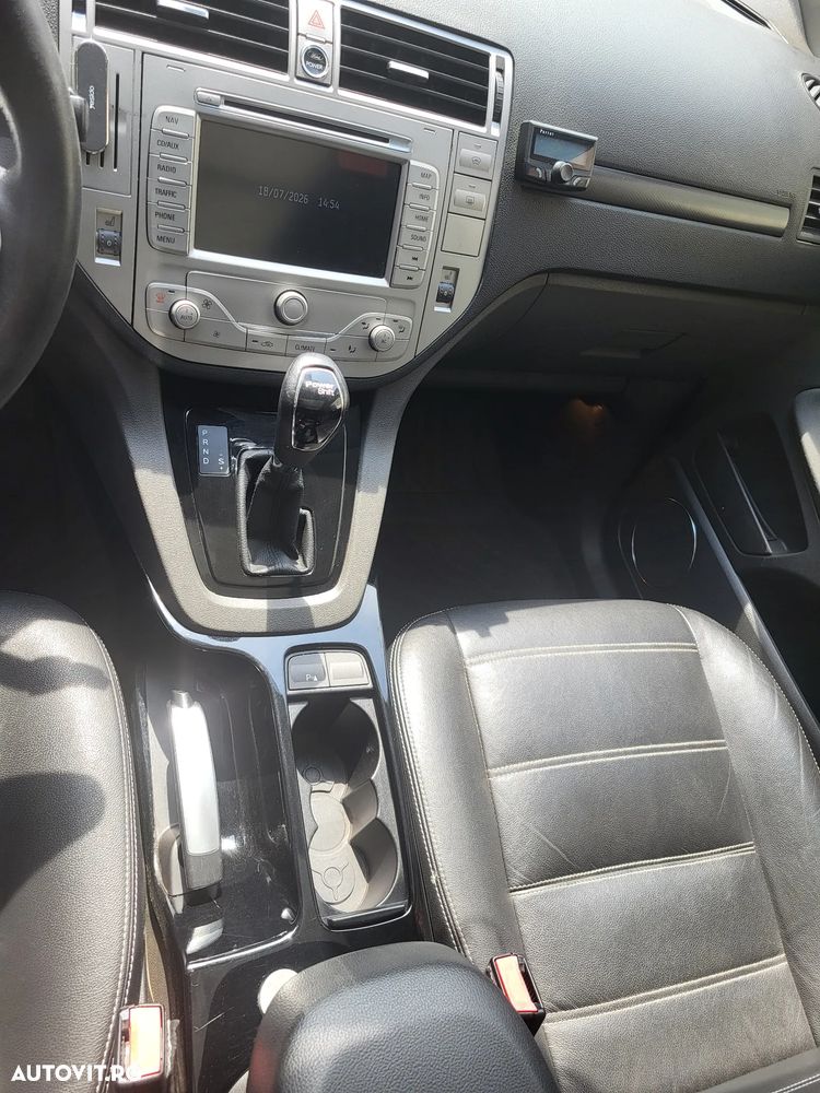 Ford Kuga - 17