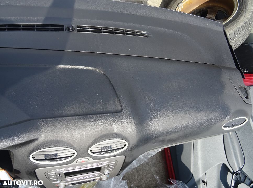 Plansa de bord Ford Focus 2 din 2010 facelift cu airbag volan si pasager volan pe stanga - 4
