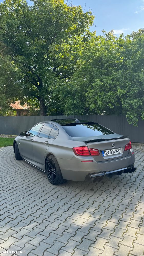 BMW Seria 5 525d xDrive - 2