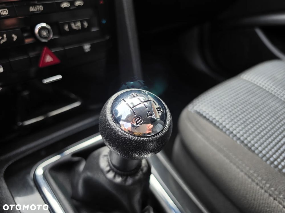 Peugeot 407 - 19