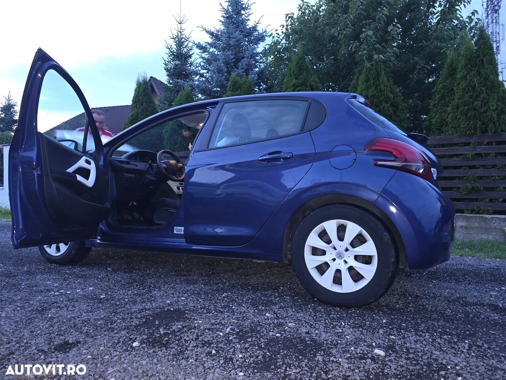 Peugeot 208 1.6 BlueHDi FAP Style - 2