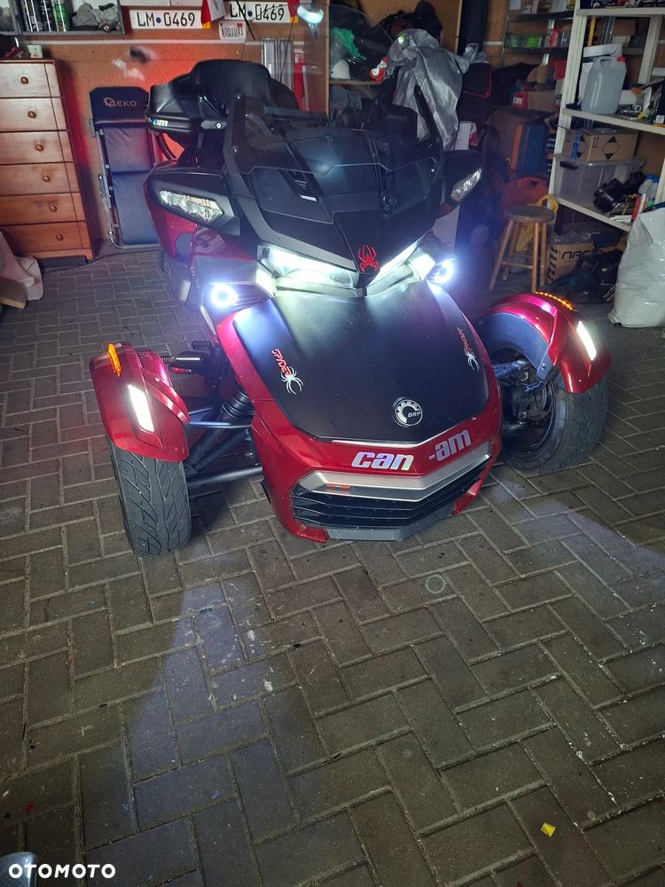 Can-Am Spyder - 7