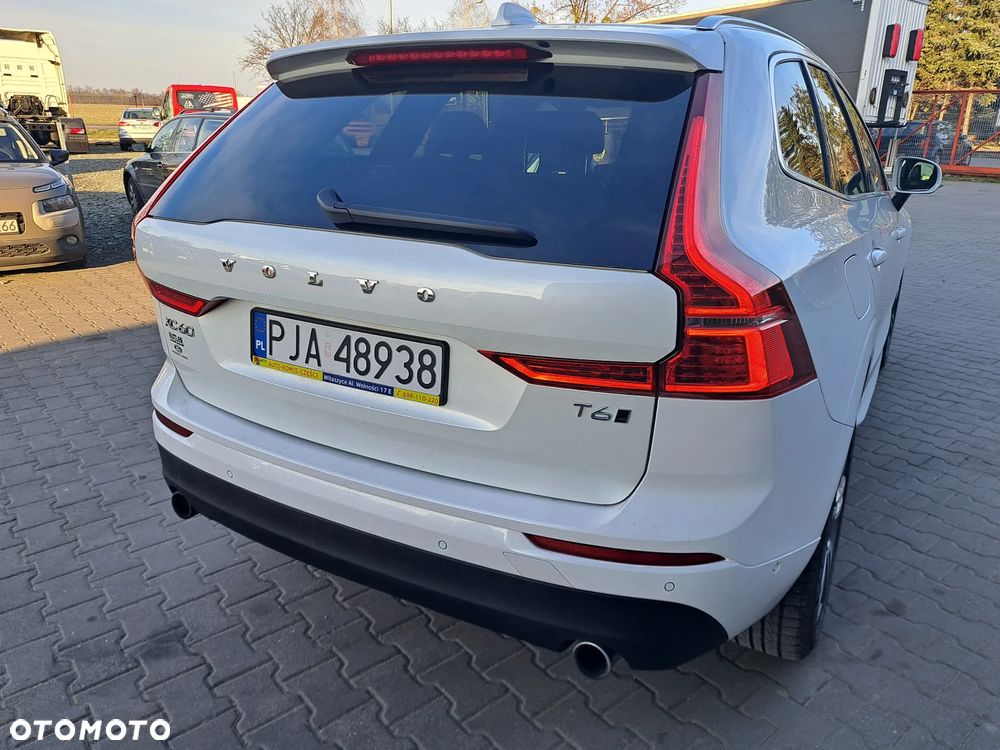 Volvo XC 60 ver-t6-awd-geartronic-momentum - 9