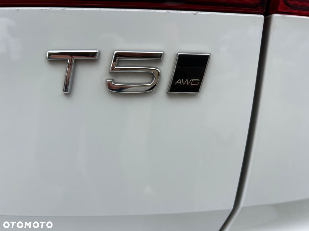 Volvo XC 60 T5 AWD Geartronic Momentum - 20